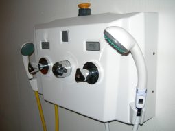 Integrovaný čistící systém sprchový panel TR 2810